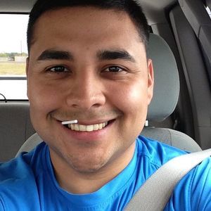 Meet your Posher, Moises